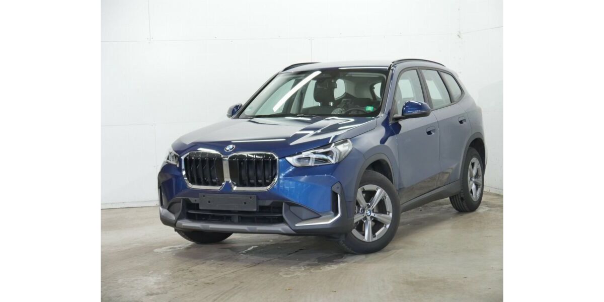 BMW X1 13.200 km 39.829 &euro; Paderborn 33100