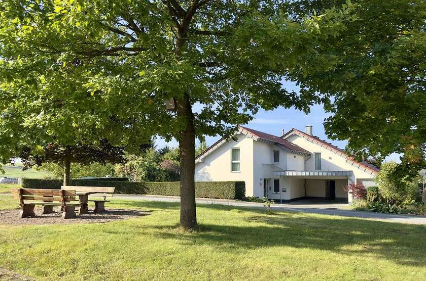 Haus zum Kaufen in Lichtenau 579.000 € 258 m² 6 zimmer