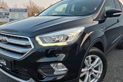Ford Kuga 89.000 km 11.750 &euro; Lippstadt 59557