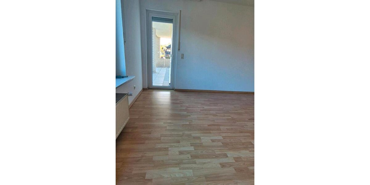 Etagenwohnung Marsberg - 3 Zimmer, 105 m&sup2;, 620&euro; | Angebot:26367858