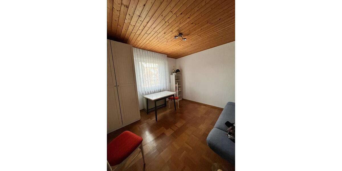 Bungalow Paderborn Elsen - 7 Zimmer, 140 m&sup2;, 1.400&euro; | Angebot:25236181