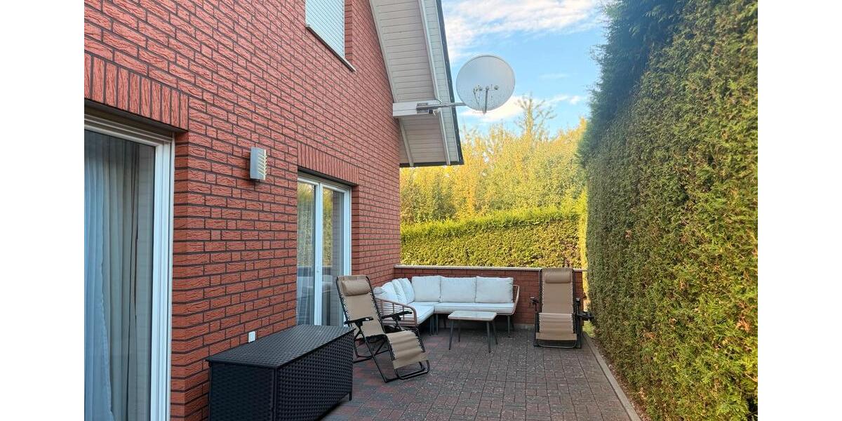 Einfamilienhaus Nieheim - 8 Zimmer, 190 m&sup2;, 420.000&euro; | Angebot:27537380