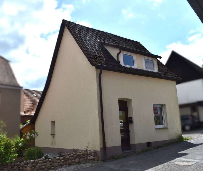 Haus zum Kaufen in Bad Driburg 59.000 € 70 m²