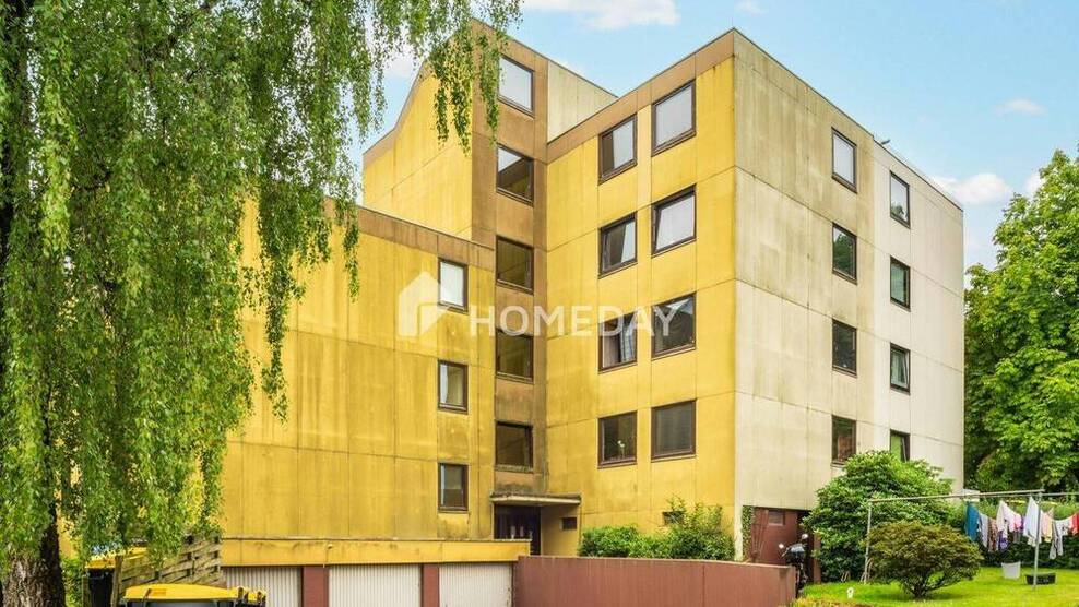 Großzügige 4-Zimmer-Wohnung mit Loggia - Ruhig, gepflegt und bezugsfrei
