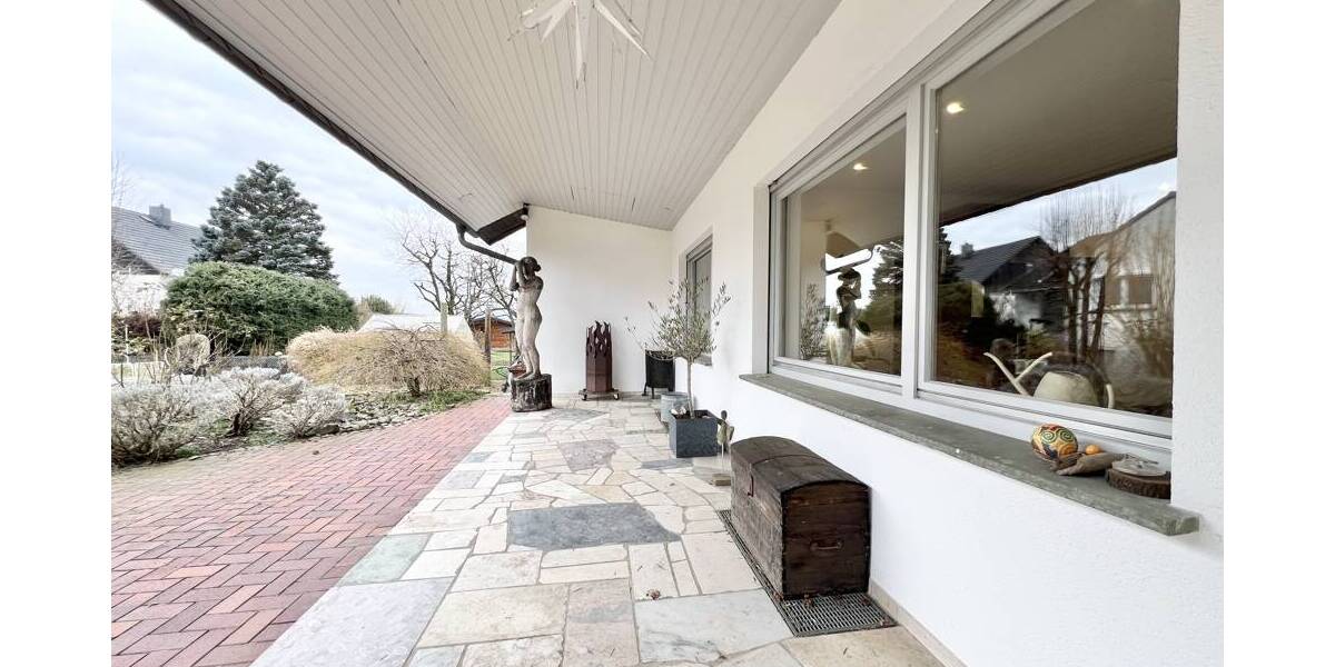 Einfamilienhaus Detmold Diestelbruch - 6 Zimmer, 219 m&sup2;, 525.000&euro; | Angebot:26081142