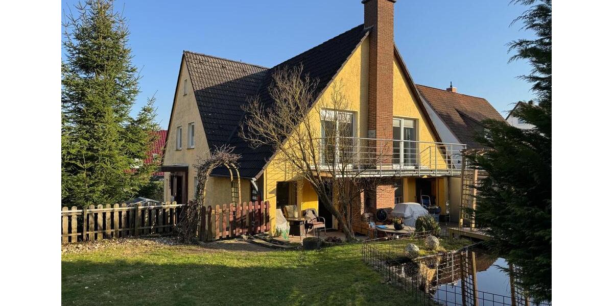 Einfamilienhaus Horn-Bad Meinberg Bad Meinberg - 8 Zimmer, 180 m&sup2;, 255.000&euro; | Angebot:25824450