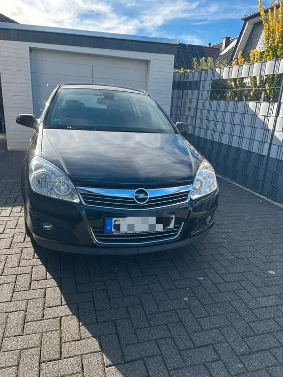 Opel Astra 146.000 km 2.990 € Verl 33415