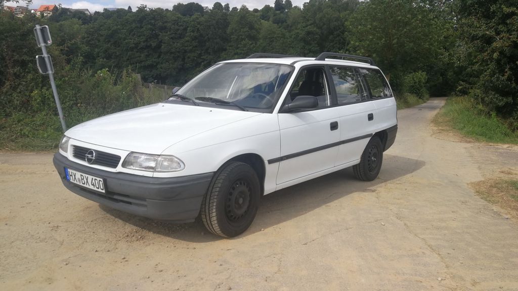 Opel Astra 312.000 km 2.350 &euro; Bad Driburg 33014