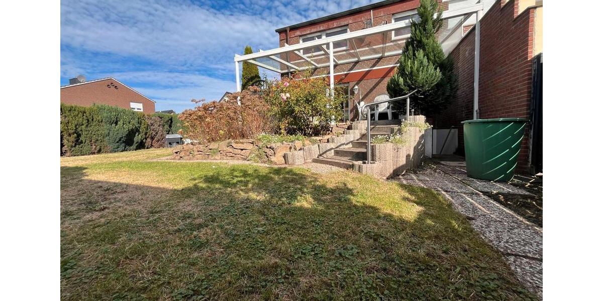 Doppelhaushälfte Lippstadt Garfeln - 5 Zimmer, 102 m&sup2;, 320.000&euro; | Angebot:27537376