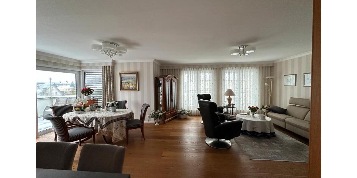 Exklusive 3 ZKB - Penthouse Wohnung zu vermieten 3 zimmer