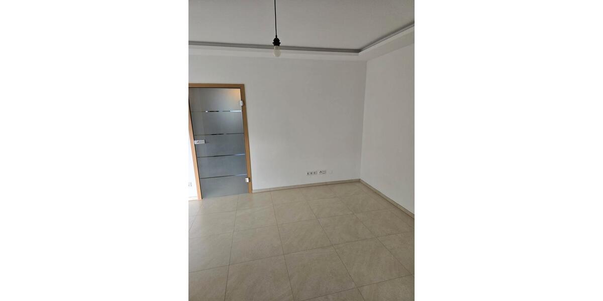 Etagenwohnung Bad Lippspringe - 3 Zimmer, 95 m&sup2;, 330.000&euro; | Angebot:26483358