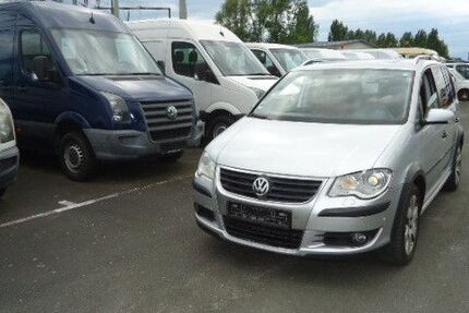 VW Touran 199.500 km 4.290 &euro; Paderborn 33104