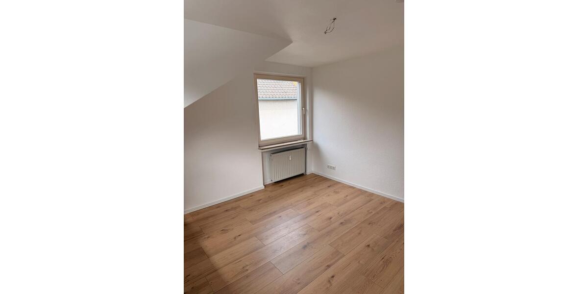 Dachgeschoßwohnung Detmold - 2 Zimmer, 55 m&sup2;, 730&euro; | Angebot:26186580