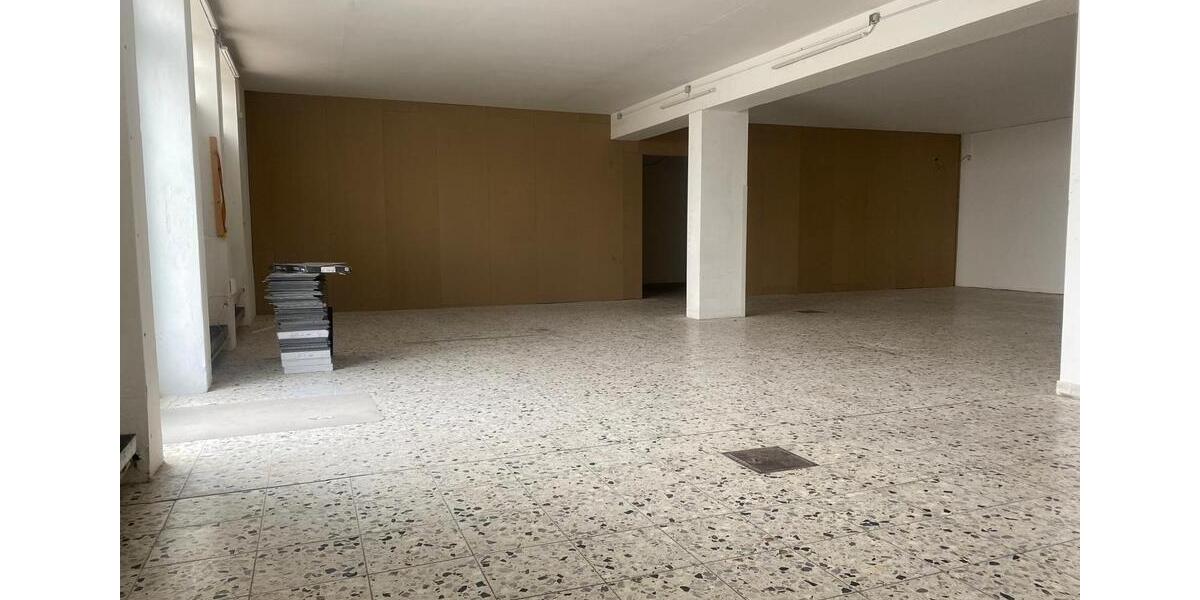 Gewerbeobjekt Augustdorf - 1.500&euro; | Angebot:22417834