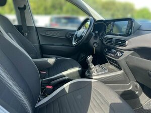 Hyundai i10 Trend 1.2 EU6d Navi Apple CarPlay Android Auto 49.870 km 13.950 € Bad Wünnenberg 33181