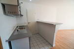 Frisch renoviert wartet diese schöne EinraumWohnung mit Küchenzeile & Balkon auf einen neuen Mieter!