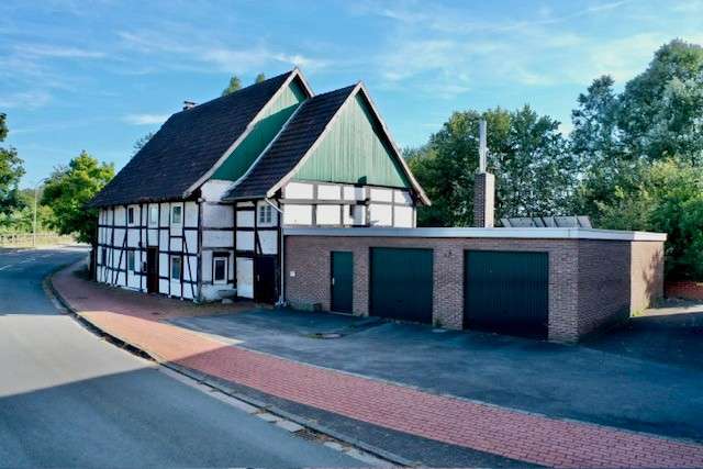 Einfamilienhaus Delbrück - 6 Zimmer, 150 m&sup2;, 209.000&euro; | Angebot:27254833