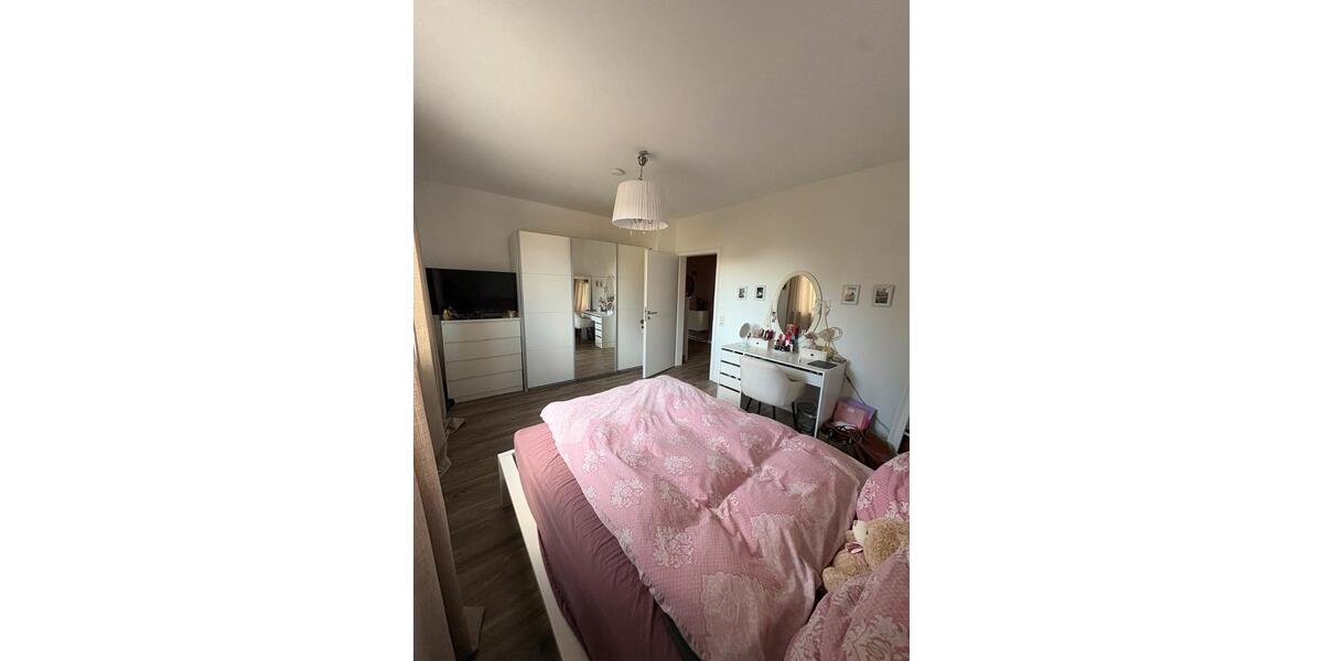 Etagenwohnung Bad Lippspringe - 5 Zimmer, 155 m&sup2;, 1.600&euro; | Angebot:27581416