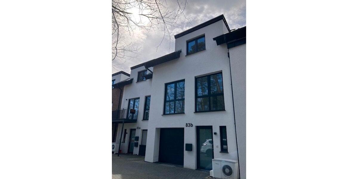 Reihenhaus Schloß Holte-Stukenbrock Stukenbrock - 5.5 Zimmer, 166 m&sup2;, 1.920&euro; | Angebot:26604364