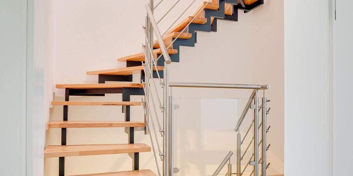 Moderne Doppelhaushälfte in Massivbauweise 5 zimmer