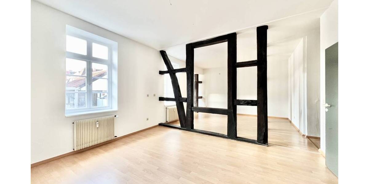 Etagenwohnung Detmold Innenstadt - 2 Zimmer, 93 m&sup2;, 199.000&euro; | Angebot:26093789