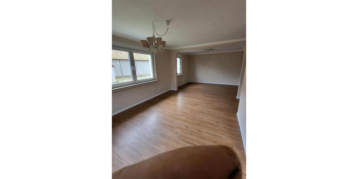 Einfamilienhaus Willebadessen - 6 Zimmer, 120 m&sup2;, 149.000&euro; | Angebot:25589860