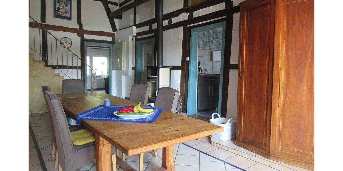 Mehrfamilienhaus, Wohnhaus Horn-Bad Meinberg Belle - 6 Zimmer, 232 m&sup2;, 195.000&euro; | Angebot:26724850