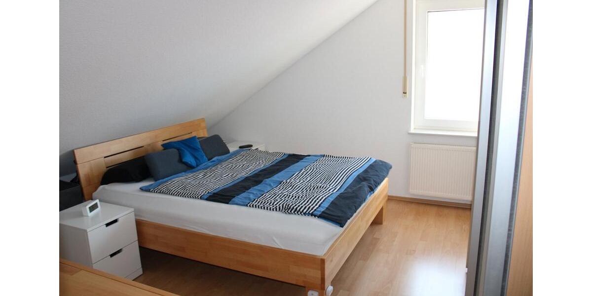 Dachgeschoßwohnung Paderborn Neuenbeken - 3 Zimmer, 78 m&sup2;, 335.000&euro; | Angebot:26602552