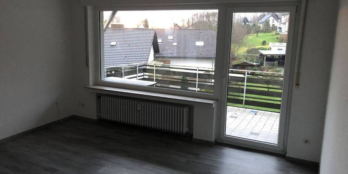 Etagenwohnung Detmold Hiddesen - 3 Zimmer, 87 m&sup2;, 595&euro; | Angebot:26204897