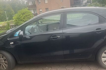 Kia Rio 100.000 km 4.200 € Altenbeken 33184