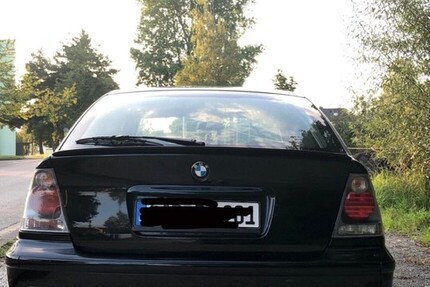 BMW 3er Compact 174.500 km 3.600 € Oerlinghausen 33813