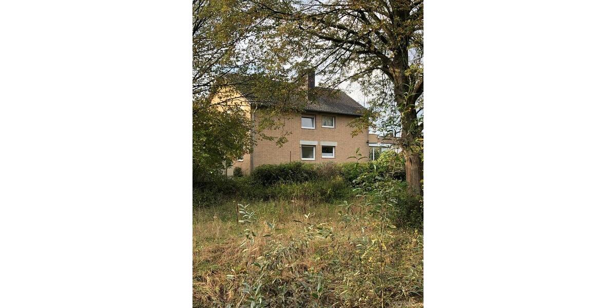 Einfamilienhaus Paderborn Neuenbeken - 10 Zimmer, 220 m&sup2;, 625.000&euro; | Angebot:26355229