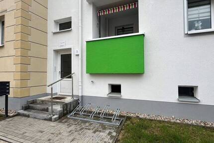 2-Raum-DG-Wohnung mitten in der Oscherslebener City!