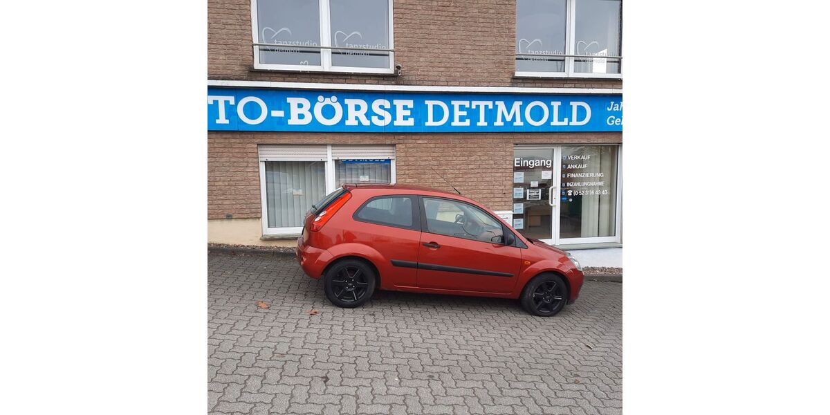 Ford Fiesta 164.910 km 2.500 &euro; Detmold 32758