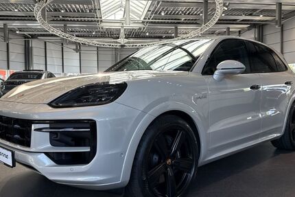 Porsche Cayenne 22.950 km 137.890 &euro; Paderborn 33100