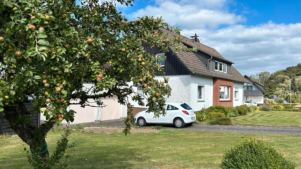 Einfamilienhaus Bad Driburg - 7 Zimmer, 160 m&sup2;, 175.000&euro; | Angebot:27295997