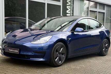 Tesla Model 3 64.832 km 26.490 &euro; Paderborn 33100
