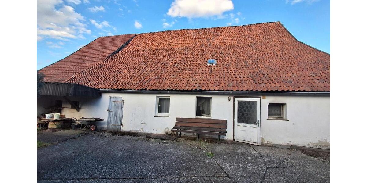 Einfamilienhaus Bad Driburg - 4 Zimmer, 730 m&sup2;, 126.000&euro; | Angebot:27426535