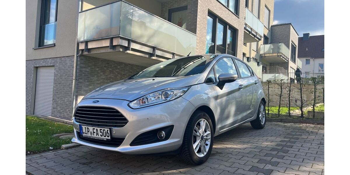 Ford Fiesta 100.043 km 5.690 &euro; Detmold 32756