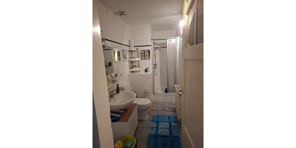Dachgeschoßwohnung Detmold - 5 Zimmer, 110 m&sup2;, 770&euro; | Angebot:27550571