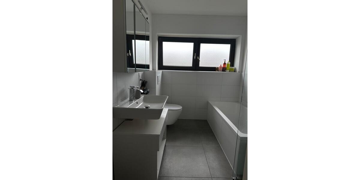 Maisonettenwohnung Paderborn Neuenbeken - 4 Zimmer, 120 m&sup2;, 1.290&euro; | Angebot:27596753