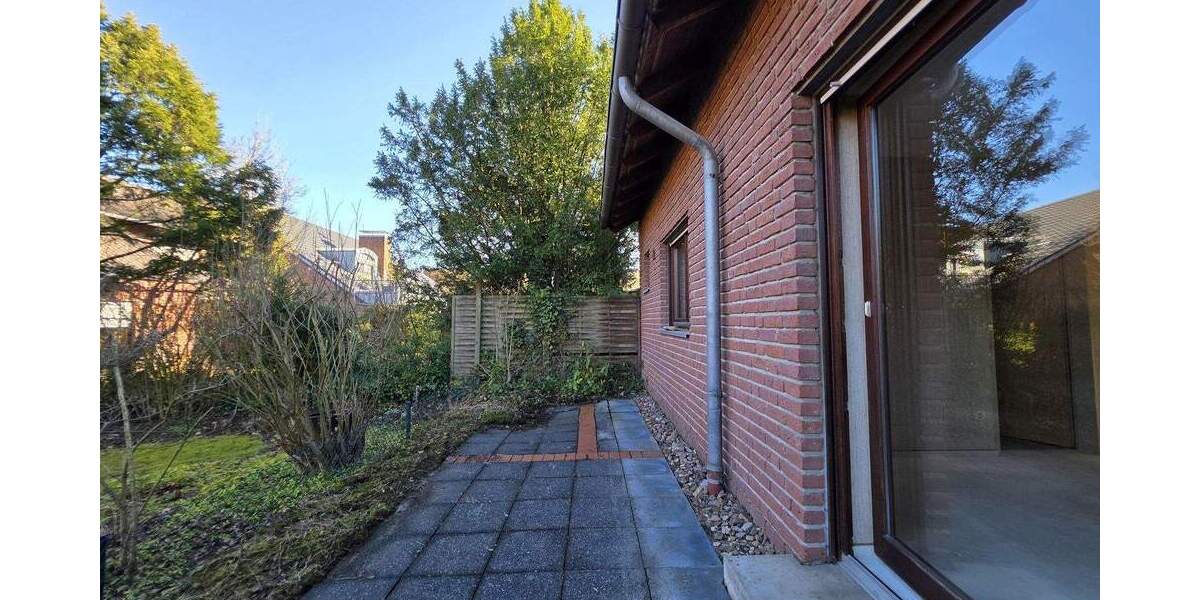 Reihenmittelhaus Paderborn Schloß Neuhaus - 4 Zimmer, 106 m&sup2;, 299.000&euro; | Angebot:25360765