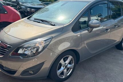 Opel Meriva 190.000 km 2.950 &euro; Detmold 32758