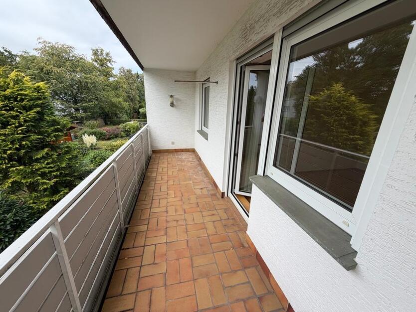 Gepflegtes 4-Zimmer-Endreihenhaus mit Garten, Keller, Garage zimmer