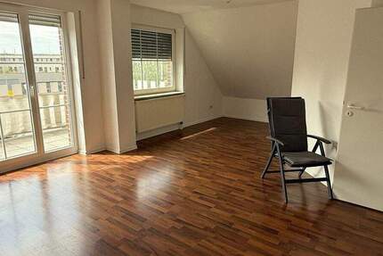 Drei Zimmer Wohnung mit Süd-Balkon und Außenstellplatz in Paderborn 4 zimmer