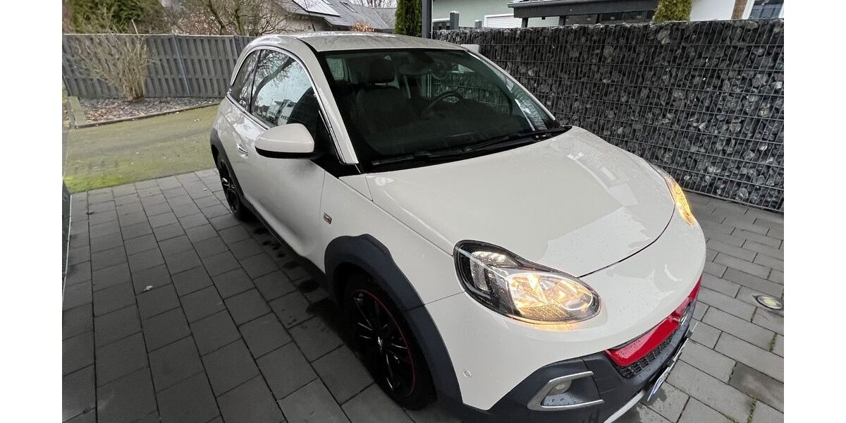Opel Adam 71.500 km 9.400 &euro; Paderborn 33106