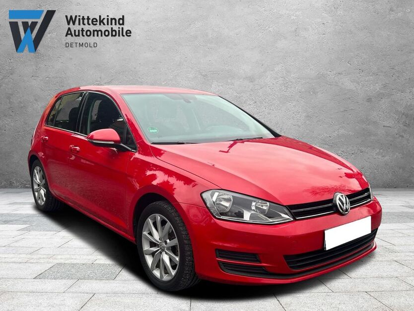 VW Golf 54.000 km 10.499 € Detmold 32758