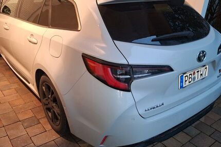 Toyota Corolla 105.500 km 22.900 &euro; Paderborn 33098