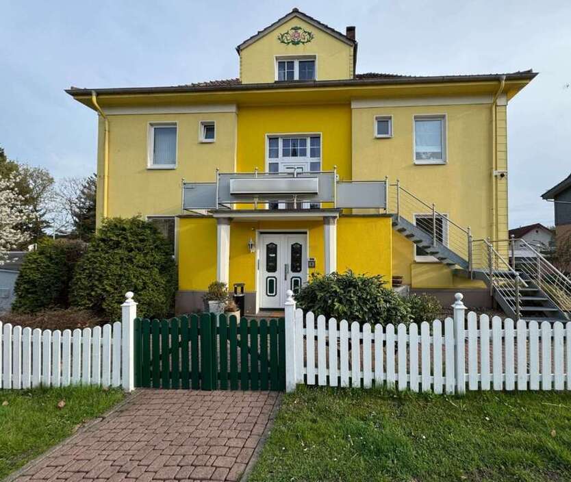 Gastronomie in Horn-Bad Meinberg 525.000 € 1188 m² zimmer