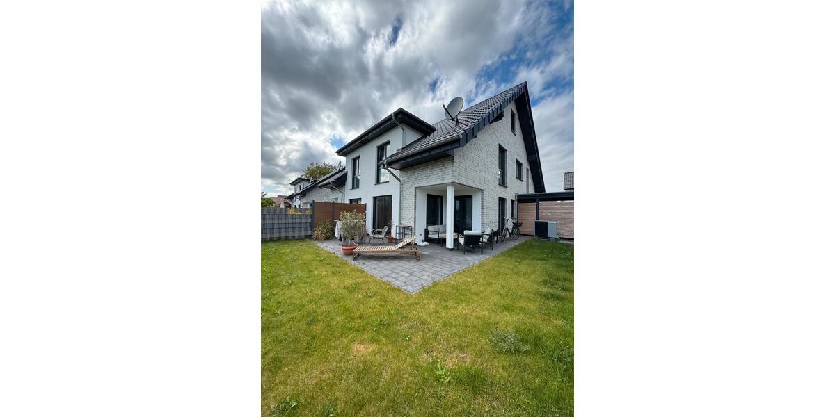 Doppelhaushälfte Schloß Holte-Stukenbrock Stukenbrock - 4 Zimmer, 145 m&sup2;, 1.600&euro; | Angebot:26486708